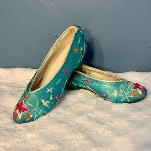 Vintage Chinese Silk Floral Slipper Shoes
